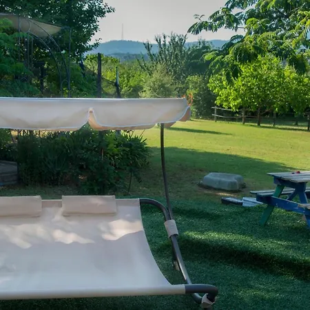 Sleeps 3 Pool Air Con *